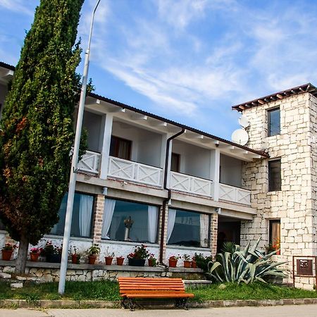 Dem Hotel Sukhumi Exterior photo